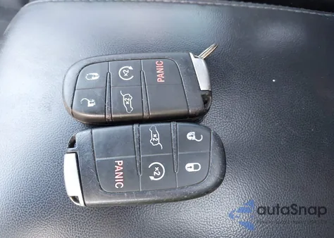 2014 Jeep Grand Cherokee Laredo из США, поврежденный, VIN 1C4RJFAGXEC209707